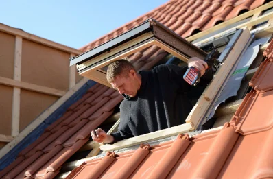 Pose de fenêtres de toit Velux au Bosc du Theil